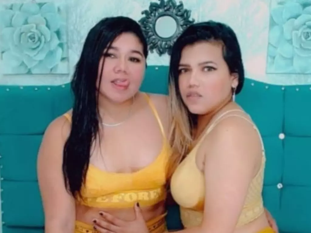 AmyandTammy Cumshow Vip