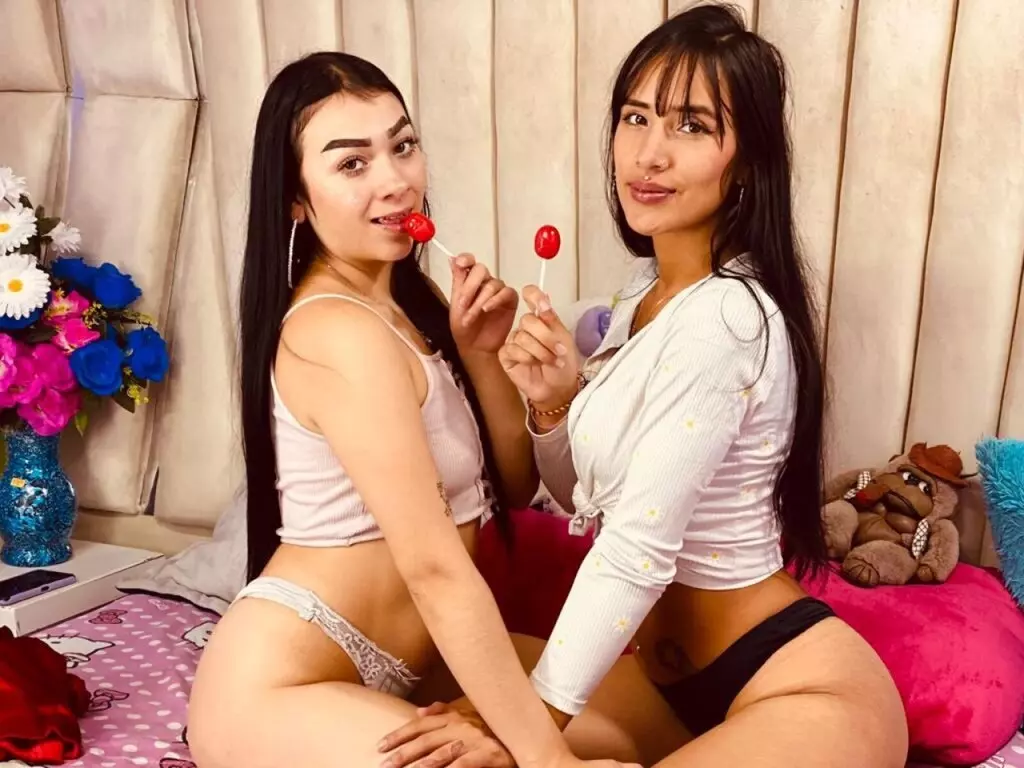 GabyAndAvy Cumshow Vip